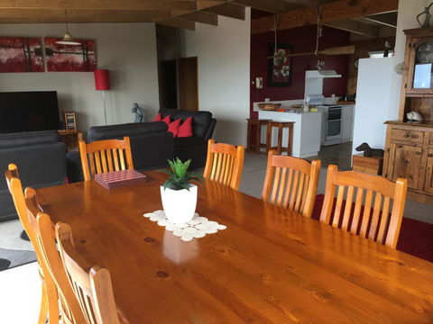 Panoramic Drive Holiday House - Darwin Holiday 5