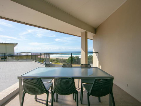 Romiaka 8 Views Over The Pippi Beach - Darwin Holiday 3