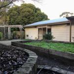 Romantic Getaway With Spa & Wifi Pet Friendly - Darwin Holiday 0