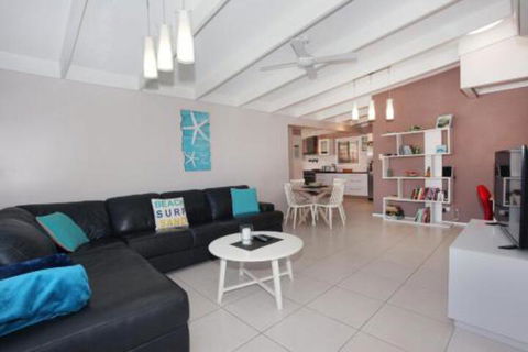 6 Botany Court Marcoola Beach Pet Friendly 500 Bond - Darwin Holiday 5