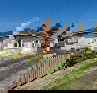 Mary Grant - Darwin Holiday