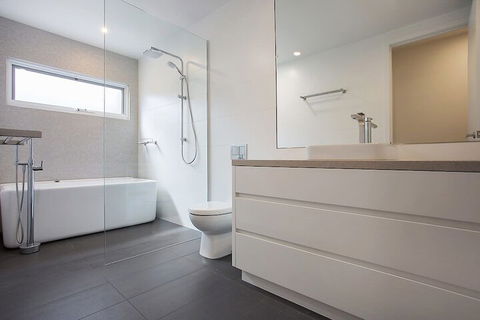 Robertson 6 - Darwin Holiday 5