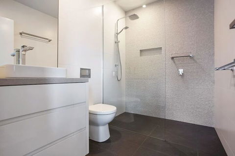 Robertson 6 - Darwin Holiday 2