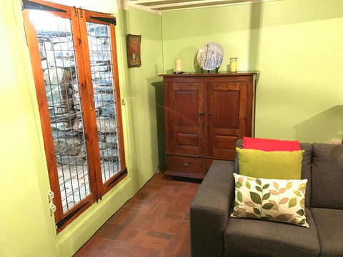 Kit Kat Cottage Heritage Accommodation Burra - Darwin Holiday 3