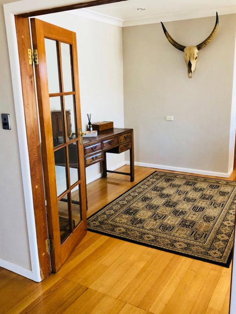 Belmont New England - Darwin Holiday 1