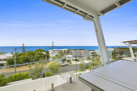 Paperbark B Luxury Duplex Sunshine Beach - Darwin Holiday 6