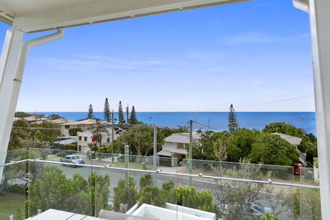 Paperbark B Luxury Duplex Sunshine Beach - Darwin Holiday 4