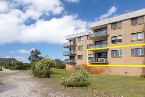 Intrepid Unit 13 / 3 Intrepid Close - Darwin Holiday 4