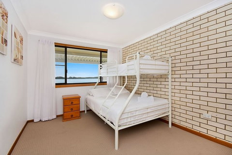 Peninsula Court 5 - Darwin Holiday 5