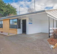 Elkie Villa 2 Bedroom Unit Burnie - Darwin Holiday