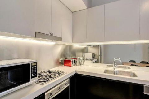 London Woolstores Warehouse Apartment - Darwin Holiday 3