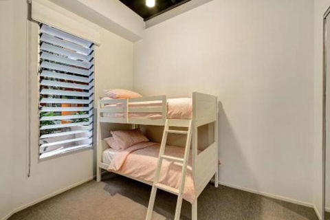 London Woolstores Warehouse Apartment - Darwin Holiday 6