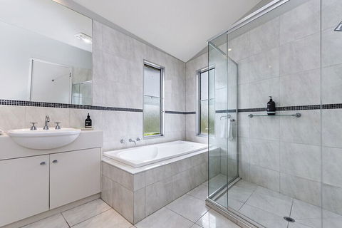 Il Mare - Darwin Holiday 5