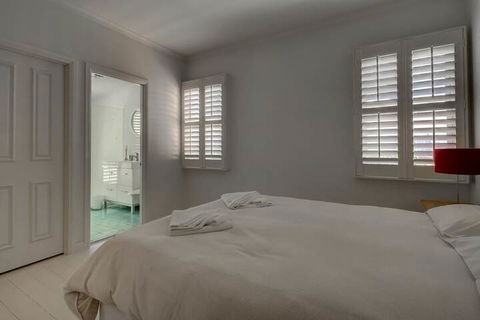 Surfs Up - Darwin Holiday 6