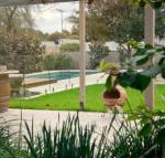 29 Jane - Darwin Holiday