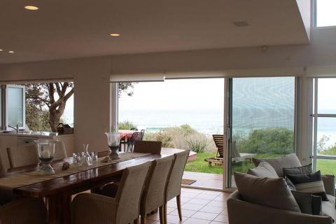 22 On COAST (Weekly Only) - Darwin Holiday 3