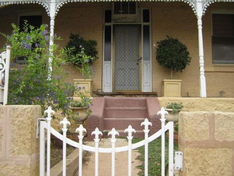 Amalie Cottage Waikerie Unit 1 - Darwin Holiday 1