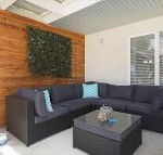 Riatta on Rye - Darwin Holiday