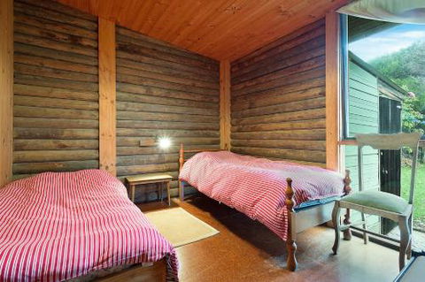 98 Ocean Parade Rustic Log Cabin - Darwin Holiday 2