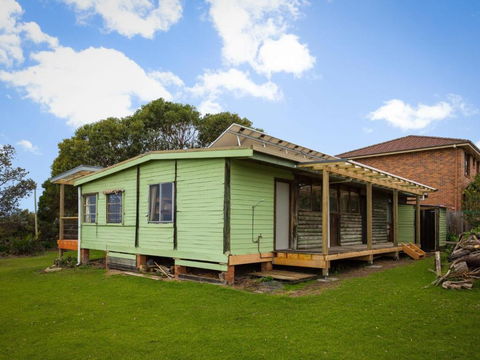 98 Ocean Parade Rustic Log Cabin - Darwin Holiday 1