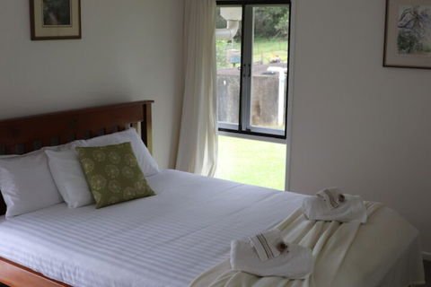Mapleton Falls Farm House - Darwin Holiday 7