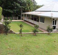 Mapleton Falls Farm House - Darwin Holiday