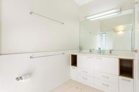 7 Roseby Court - Darwin Holiday 3