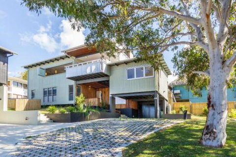 7 Roseby Court - Darwin Holiday 0