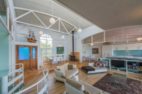 The Mariner - Darwin Holiday 4