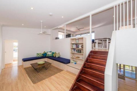 31 George Nothling Drive - Darwin Holiday 3