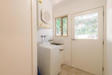 31 George Nothling Drive - Darwin Holiday 4