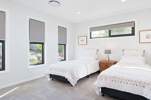 Hilltop Hideaway Breathtaking Views Moments To Beach! - Darwin Holiday 5