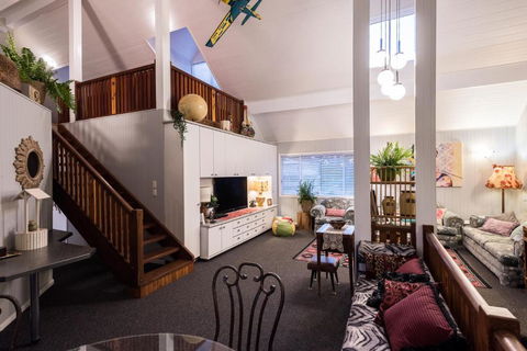 Land Of Lost Treasure - Darwin Holiday 5