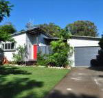 10 Double Island Drive Modern family home centrally located swimming pool  outdoor area - Darwin Holiday