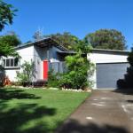 10 Double Island Drive Modern Family Home Centrally Located Swimming Pool & Outdoor Area - Darwin Holiday 0