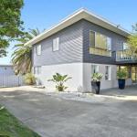 Middle Sea Perfect For Two Families - Darwin Holiday 0