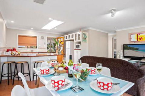 Blue Haze Air Conditioned Comfort - Darwin Holiday 0