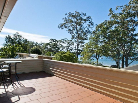 Izba Mediterranean Style Hideaway - Darwin Holiday 3