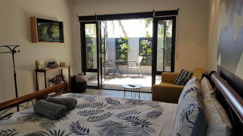 The Courtyard - Darwin Holiday 6
