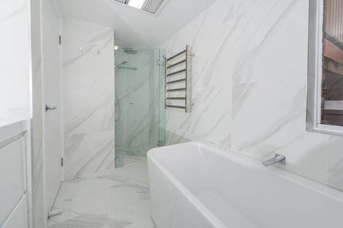 Soldiers Point Road 2 / 47 - Darwin Holiday 3