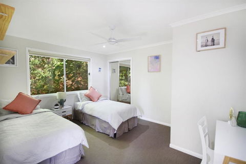 STUNNING HOME WITH SPECTACULAR VIEWS & CLOSE TO THE BEACH - Darwin Holiday 3