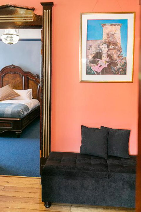 Insomnia On Elizabeth - Darwin Holiday 1