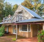 Sea Breeze - Darwin Holiday