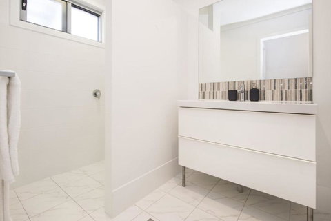 Bay View Retreat - Darwin Holiday 3