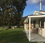 The Retreat - Darwin Holiday