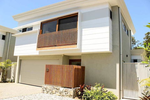 Fat Frog Beach Houses - Darwin Holiday 1