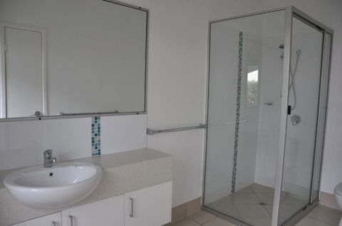 24 Esprit Drive Beach Home With Open Plan Living & Walking Distance To Beach - Darwin Holiday 2