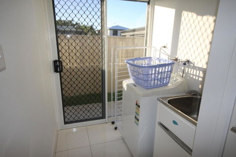 62 Tingira Close Modern Lowset Home With Swimming Pool Outdoor Area Ample Parking. Pet Friendly - Darwin Holiday 3