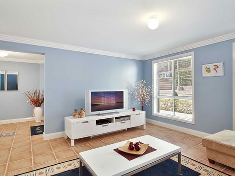 5 Thompson Place Nelson Bay Spacious Duplex Walking Distance To Nelson Bay CBD & Dutchies - Darwin Holiday 1