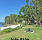 5 Thompson Place Nelson Bay spacious duplex walking distance to Nelson Bay CBD  Dutchies - Darwin Holiday